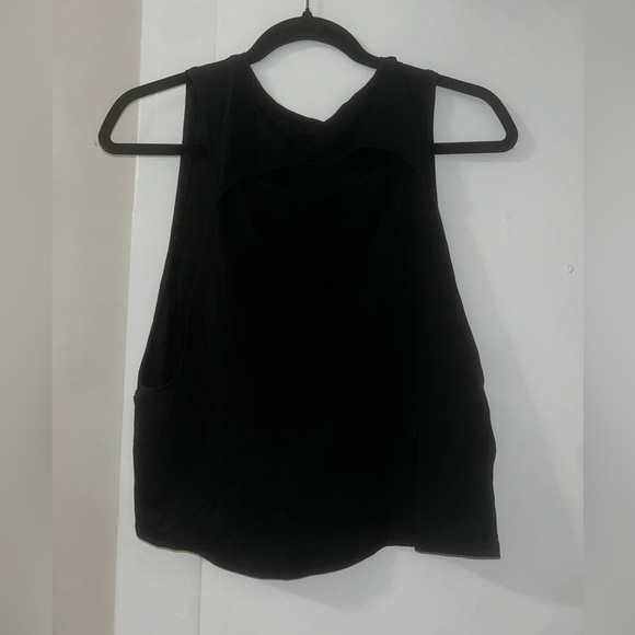 Lululemon Cut Back Crop Tank - Picture 5 of 8